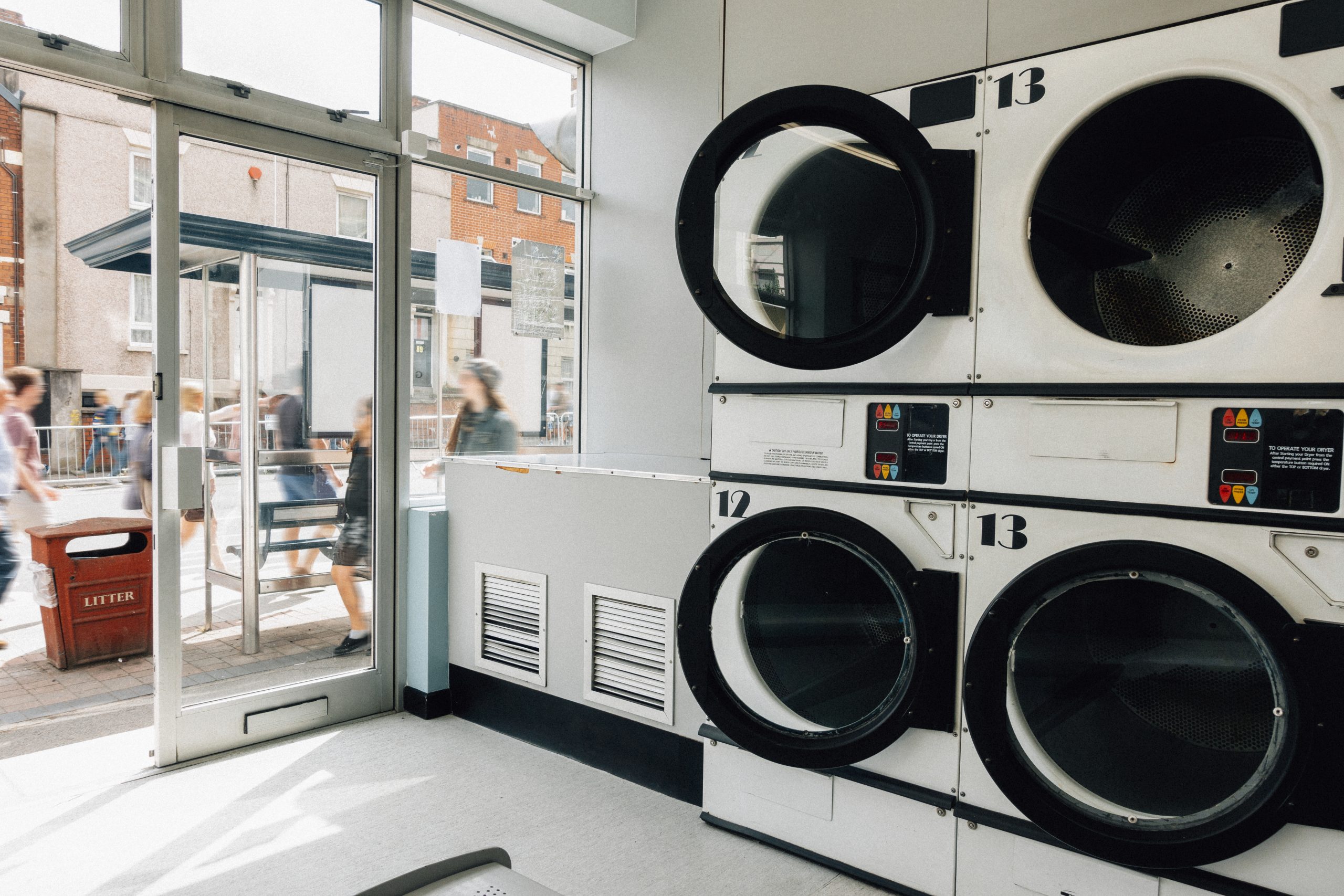 Rahasia Sukses Memulai Usaha Laundry: 3 Pilar Utama Pencetak Profit Melimpah dan Tahan Lama